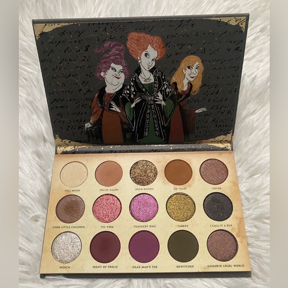 Colourpop x Hocus Pocus Gather around Sisters Palette
